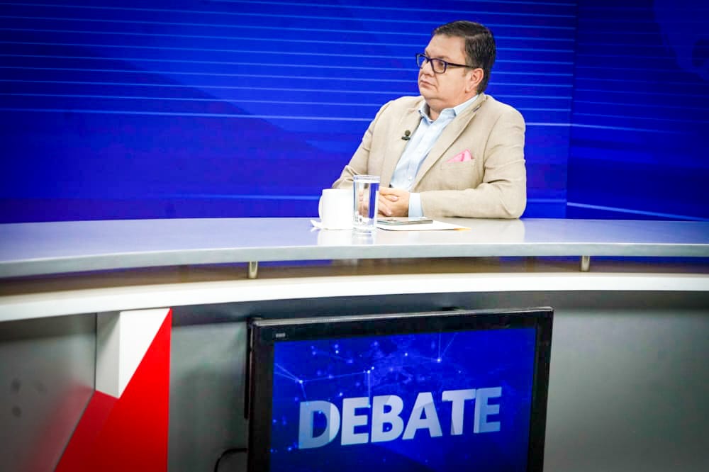 Christian Guevara: “ARENA y FMLN solo pasaron endeudando al país" christian-guevara-arena-y-fmln-solo-pasaron-endeudando-al-pais